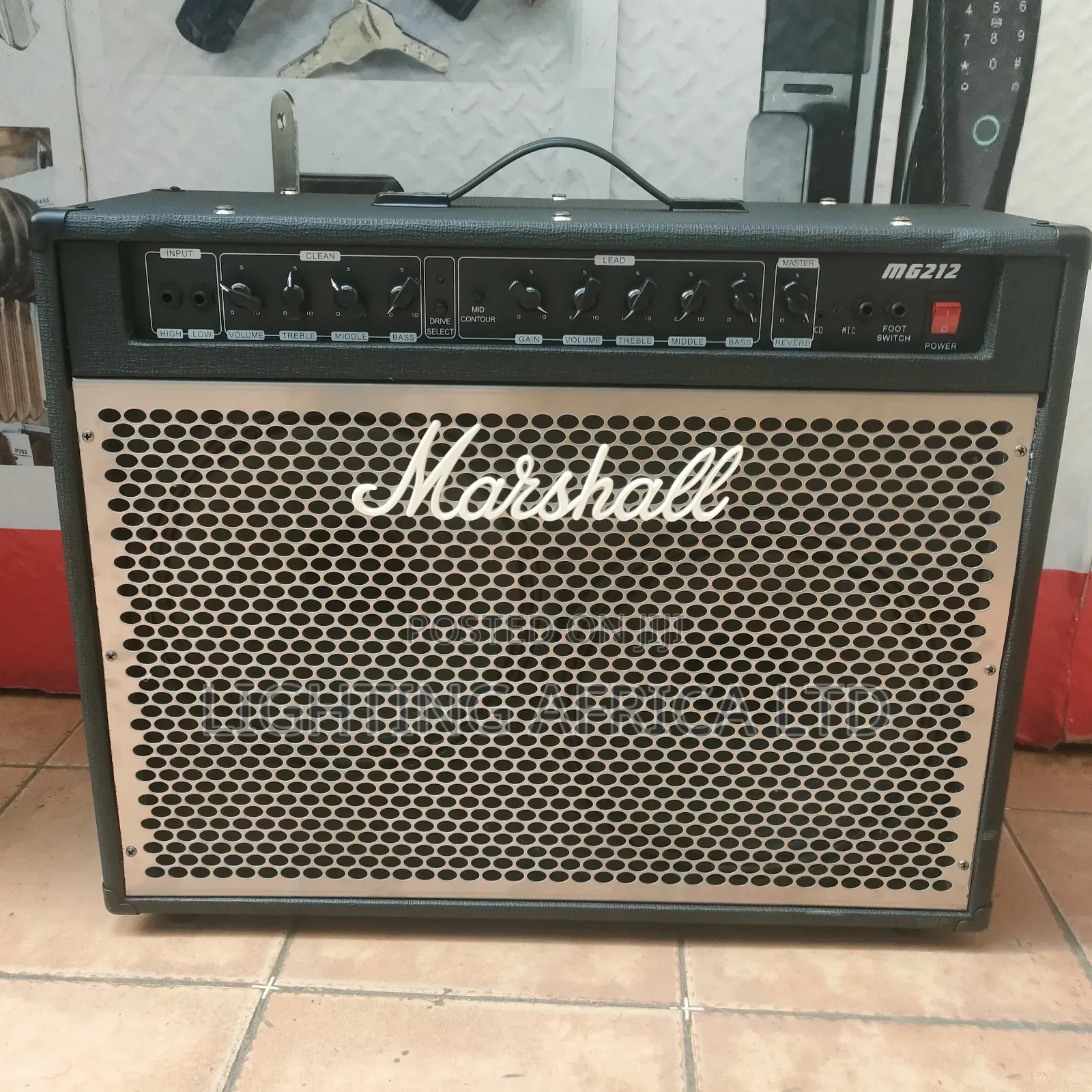 Marshall Mg212 Powerful Combo Bass Speaker