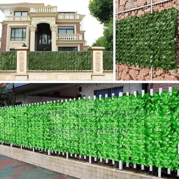Light Green Privacy Fence Available in Stock - main view