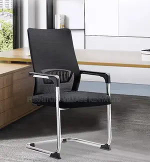 Office Chair: Supportive Lounge-Style Ergonomic Guest Seat