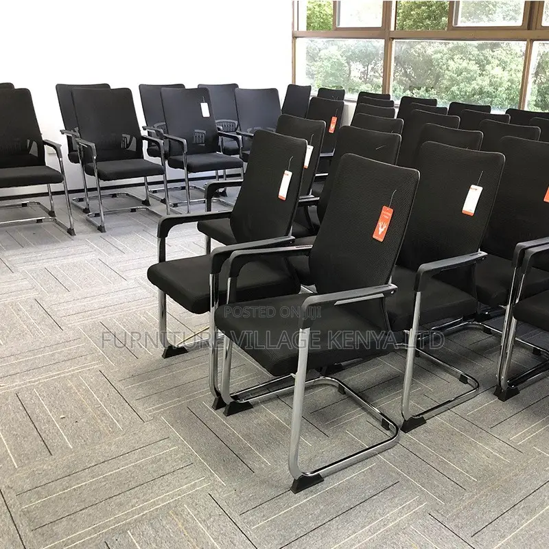 Office Chair: Supportive Lounge-Style Ergonomic Guest Seat