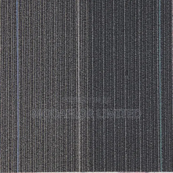 Long-Lasting Color – Fade-Resistant Carpet Tiles Plank