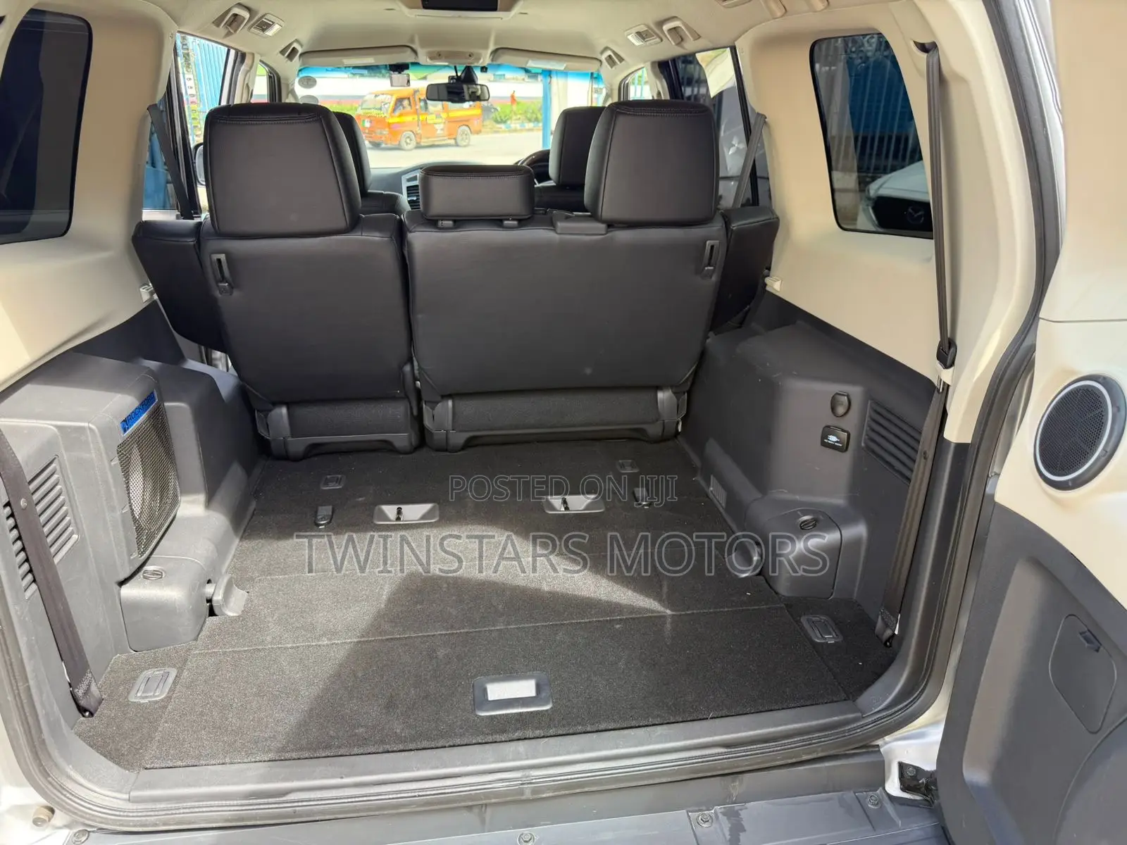 Mitsubishi Pajero V90 3.2 DI-D GLS/GLX 2018 Silver