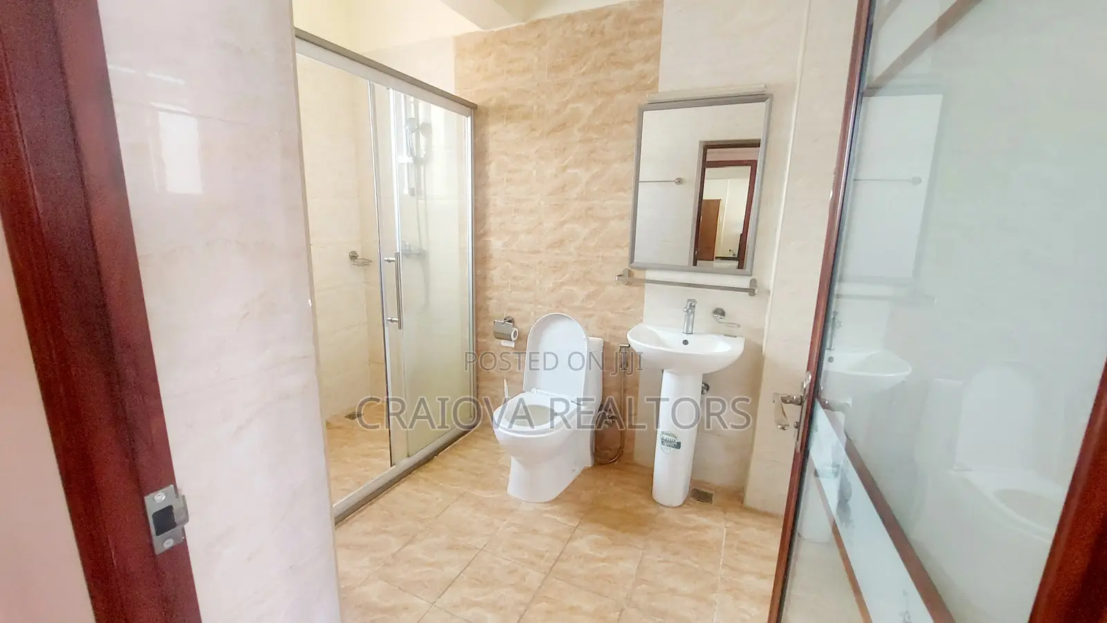 Furnished 3bdrm Apartment in Valley Arcade for rent