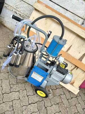 Single Barrel Milking Machine - thumbnail 2