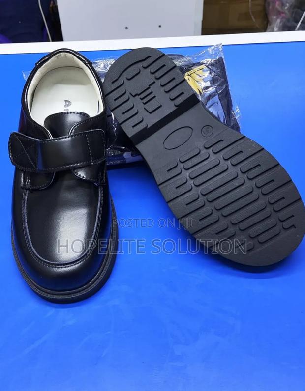 High Quality School Shoes - thumbnail 2