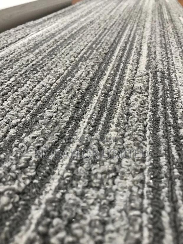 Reusable Repositionable – Carpet Tiles Plank - main view