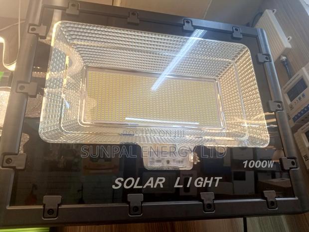 Alltop 1000w Solar Floodlight - main view