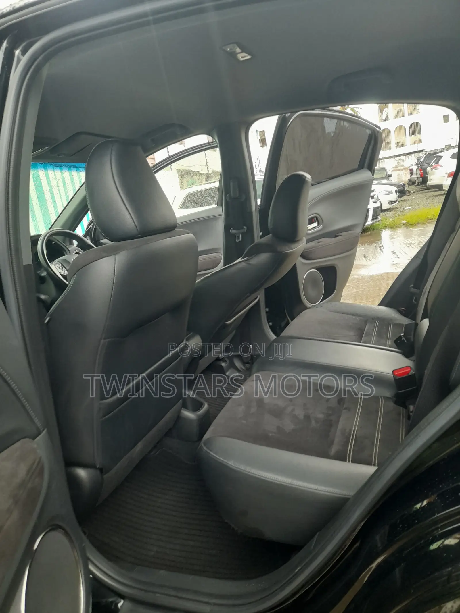 Honda Vezel 1.5 4WD 2019 Black