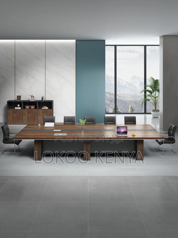 Office Desk: 3m Leadership Conference Table - thumbnail 3