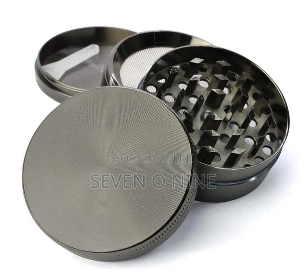 4 Metallic Dry Herb Grinder 63mm Diameter - thumbnail 3