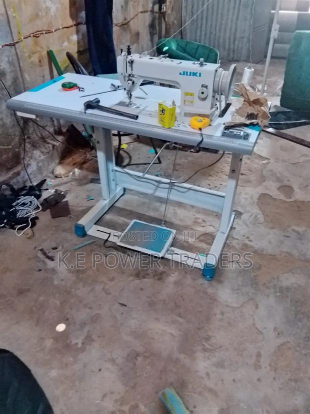 Straight Stitch New Industrial Juki Sewing Machine - main view