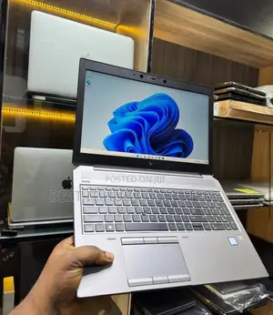 Laptop HP ZBook 15u G5 16GB Intel Core i7 SSD 512GB