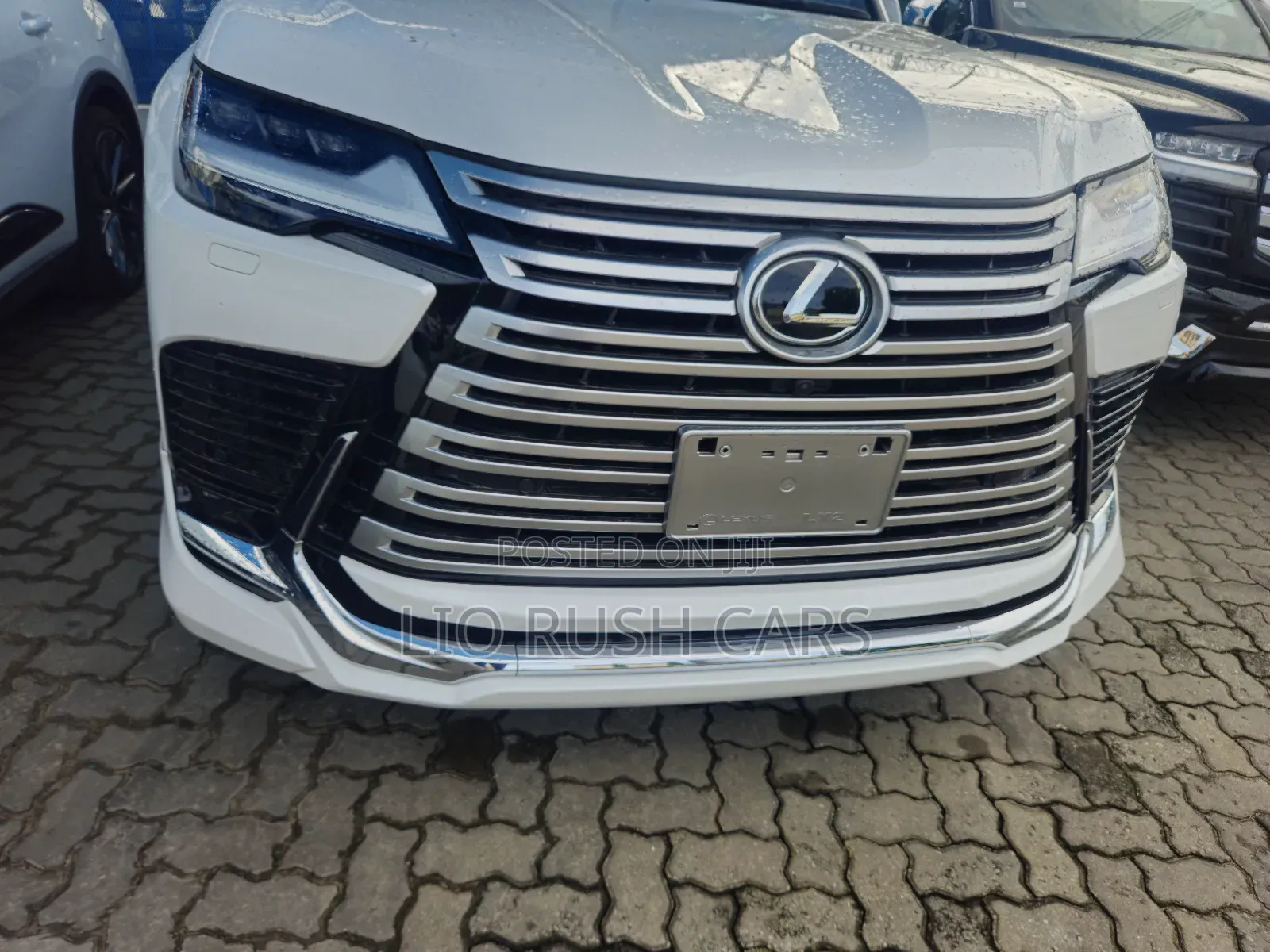 Lexus LX 2024 White