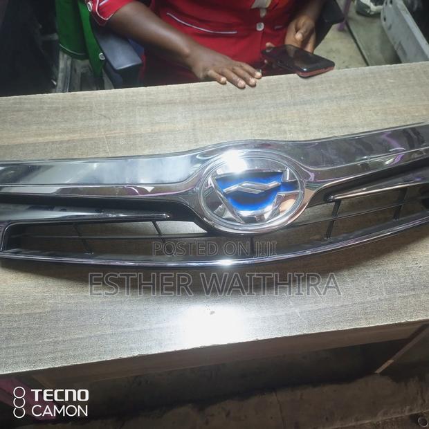 Toyota Fielder/Axio 161 Hybrid Grill