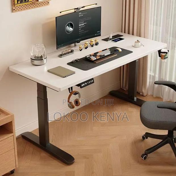 Office Desk: Modern Height Adjustable Office Desk - thumbnail 2