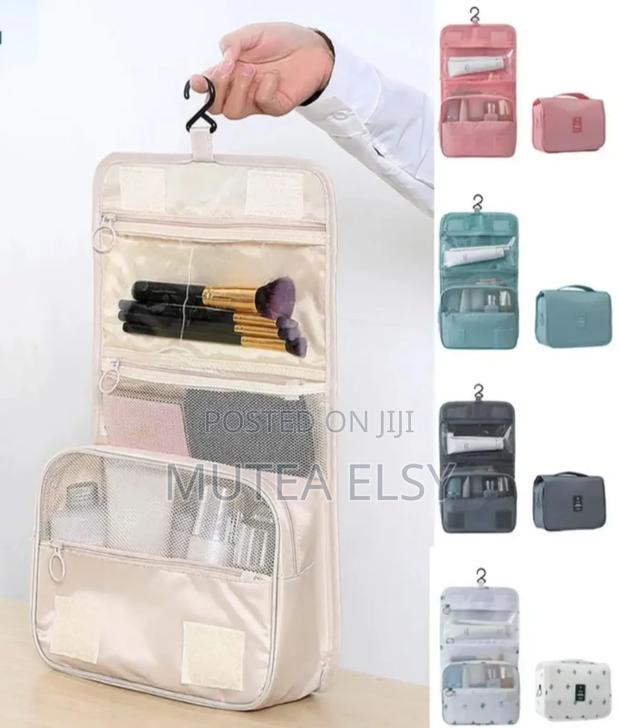 Foldable Make Up/Cosmetics Bag - thumbnail 3