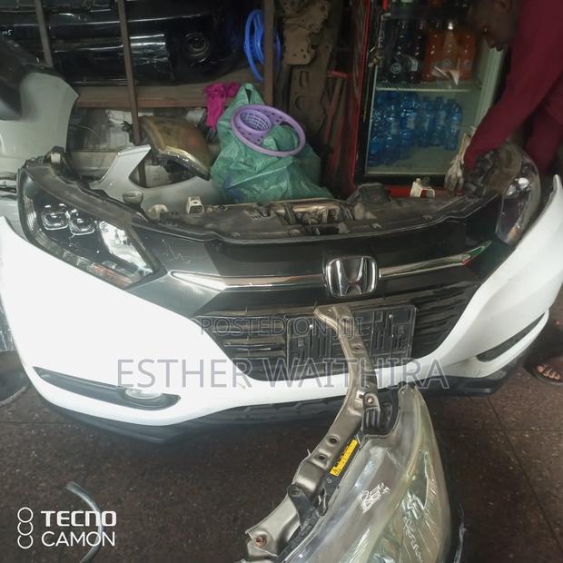Honda Vezel Nosecut Zenon