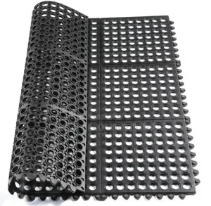 Clear Non-Slip Bathtub Mat for Minimalist Bathrooms