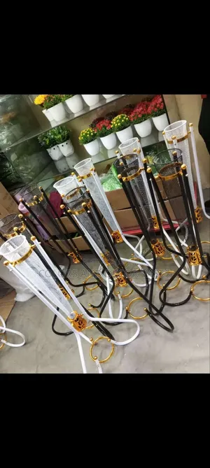 Flowers Stands Suitable for Corners