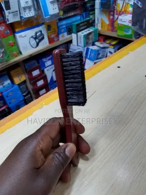 Small Kinyozi Powder Brush