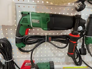 Heavy Duty Rotary Hammer 1050w