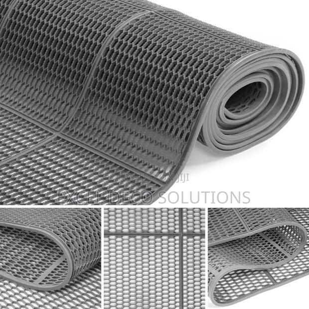 Premium Anti-Slip Safety Mat – Grip