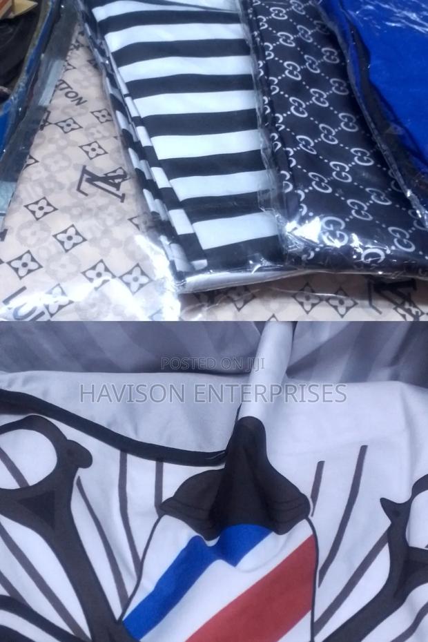 Best Quality Barber Gowns - main view