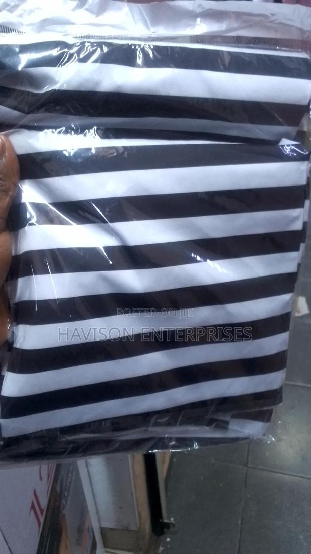 Best Quality Barber Gowns - thumbnail 2