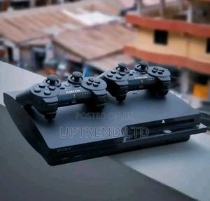 Clean Ps3 Slim Two Pads Chipped - thumbnail 2