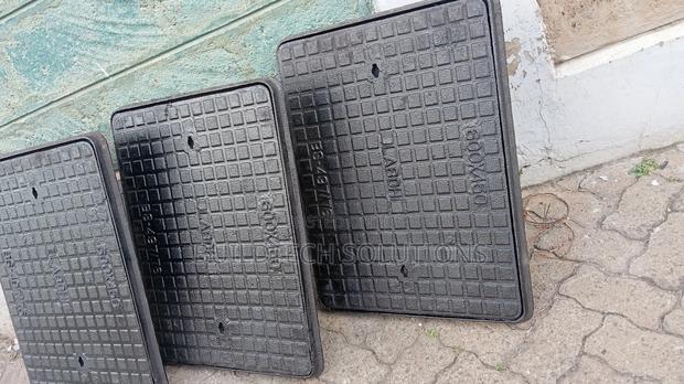 Manhole Cover / Cast Iron Hole Cover - thumbnail 2