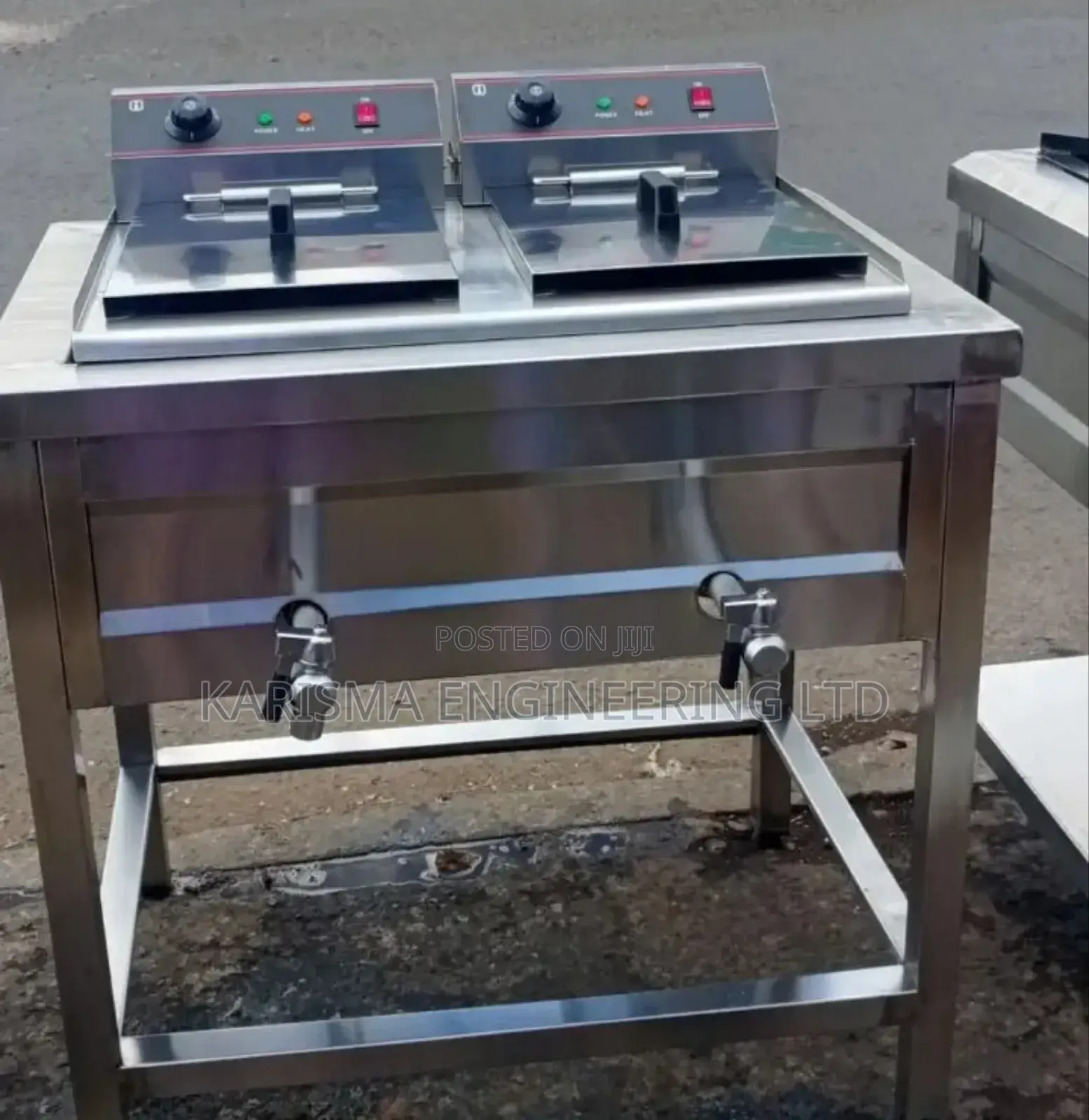 Double Fryer With a Stand