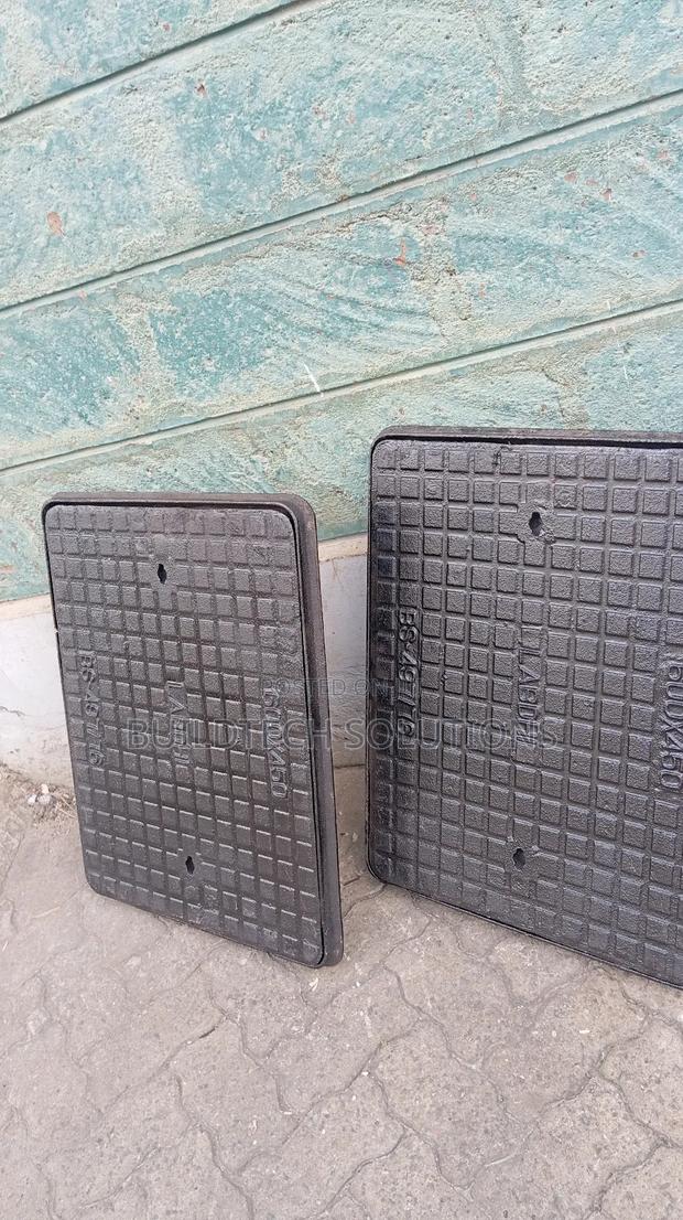 Made of Cast Iron . Manhole Covers - thumbnail 2