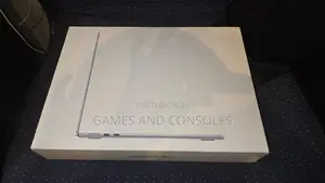 New Laptop Apple MacBook Air 16GB Apple M4 SSD 256GB