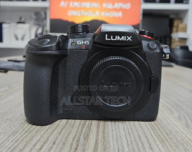 Panasonic Lumix Gh5 Ii Mirrorless Camera (Body Only)