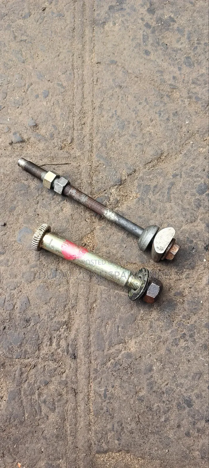 Caber Bolts Nissan Hardbody 4wd.