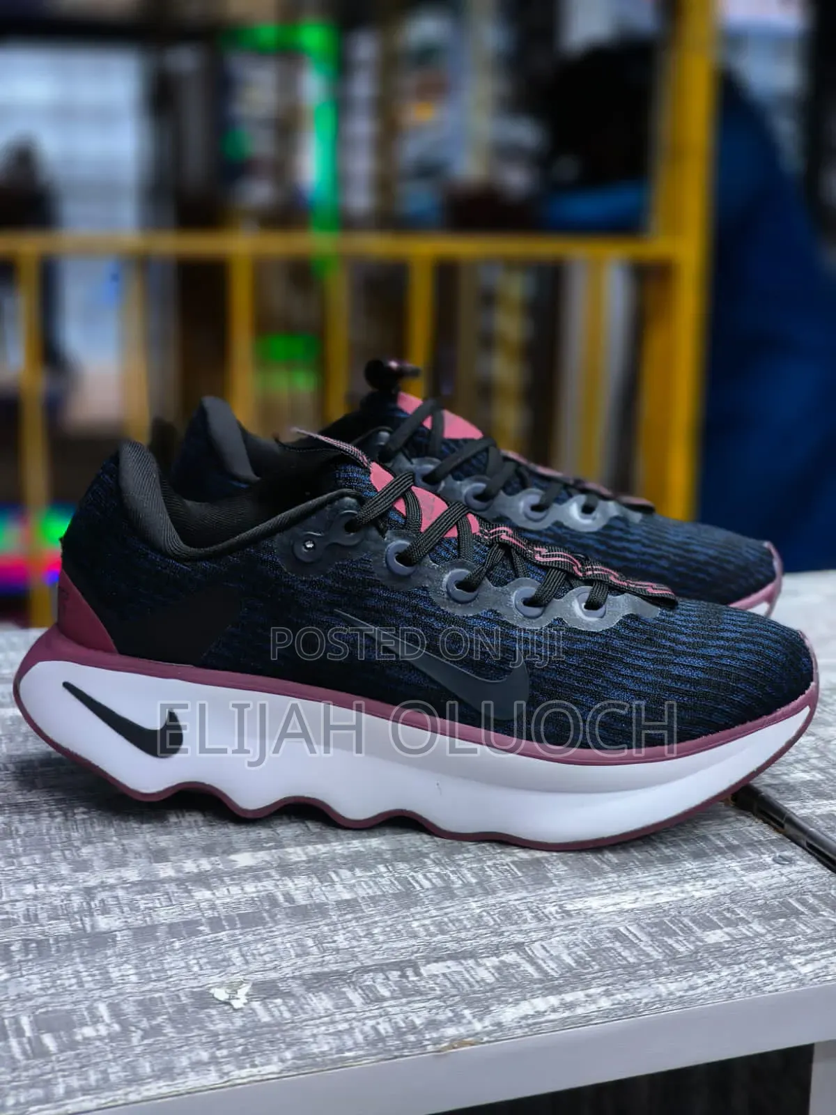 Nike Motiva Trainers