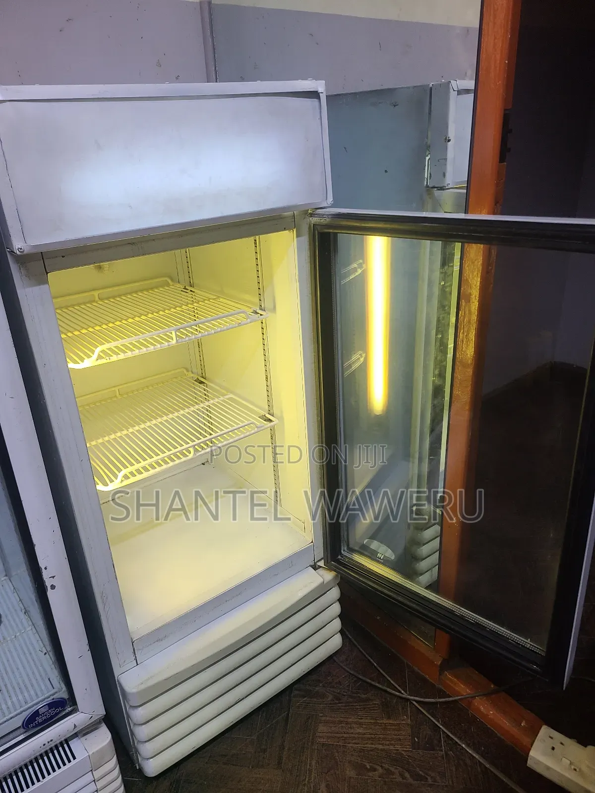 Perfectly Working Shop Refrigerator/ Display