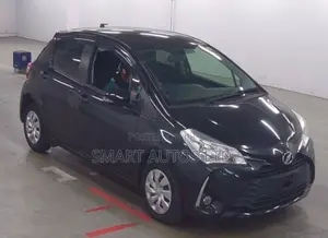 Toyota Vitz 1.3 FWD 5dr 2018 Black