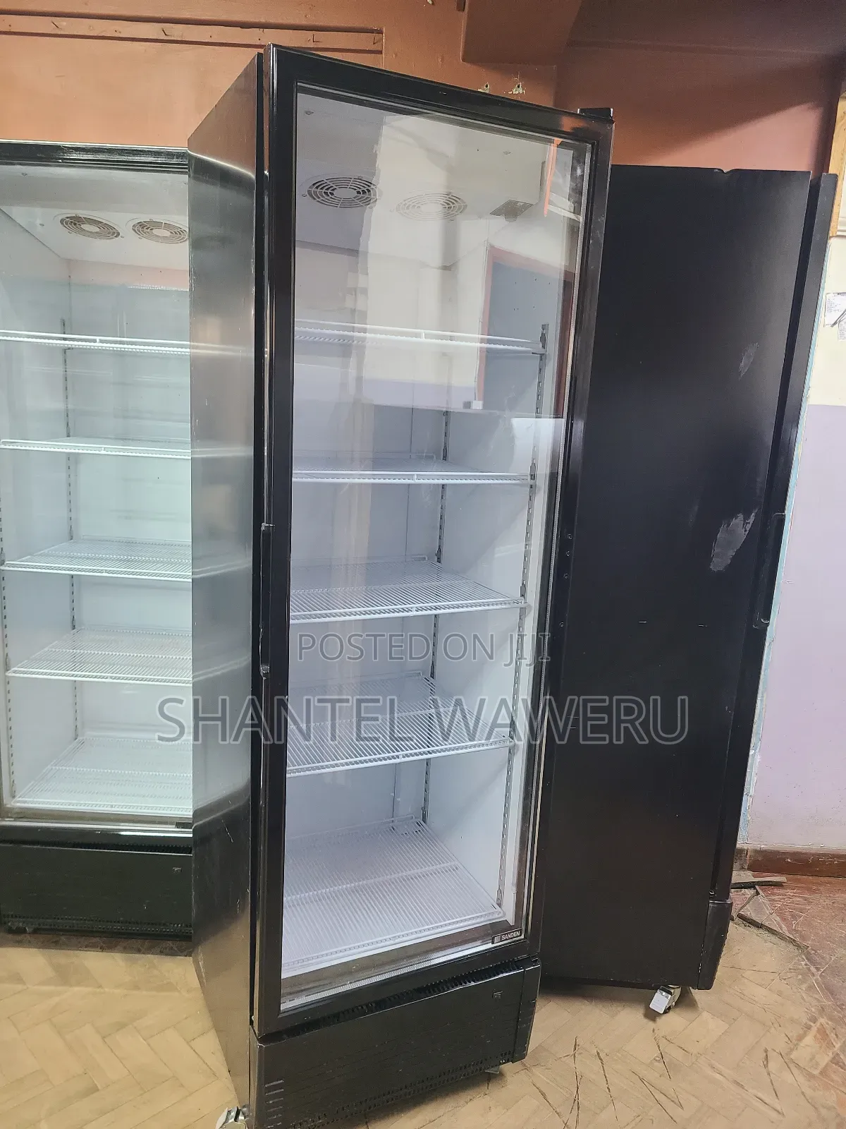 6trays Min Store 600litres/ Refrigerator Display