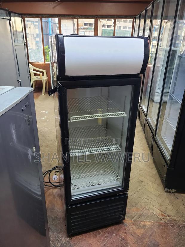 Black 3trays Refrigerator/ Display - main view