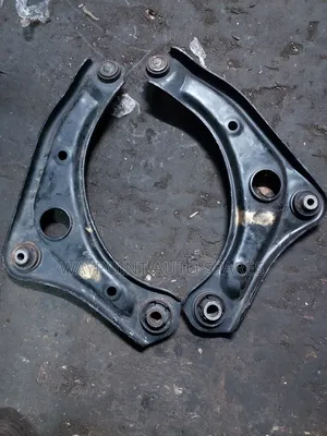 Front Arms Nissan Note/March 2010-2015