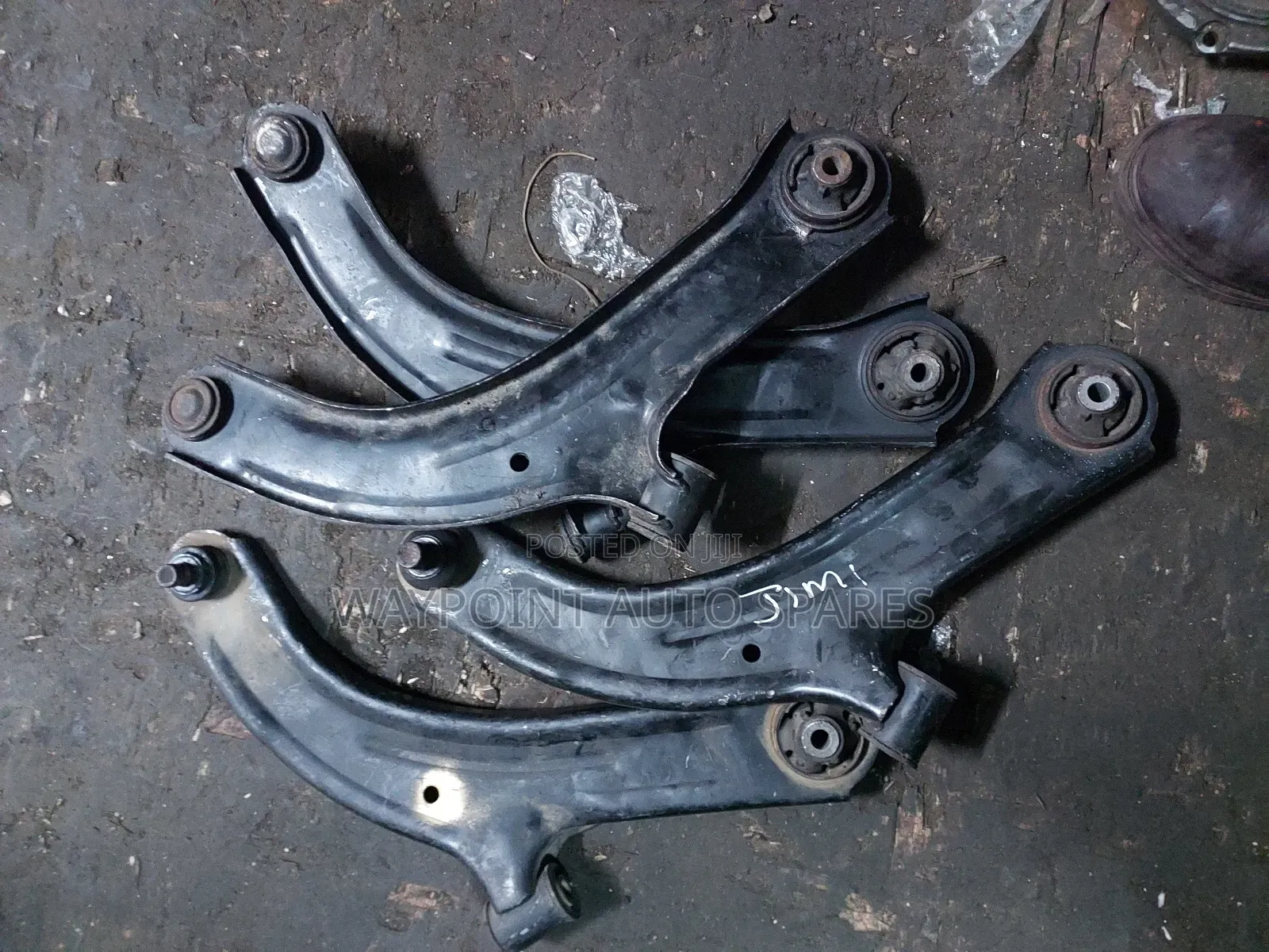 Front Arms Nissan Tiida/Note 2005-2009