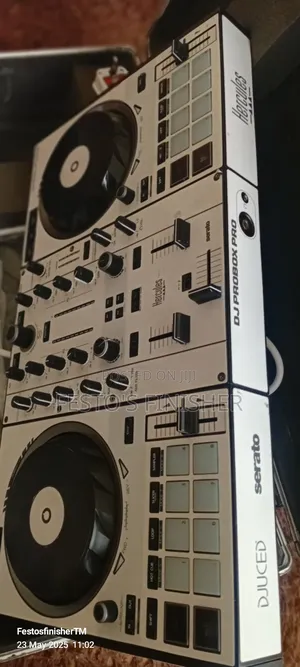 Hercules Impulse 500 White Slightly Used
