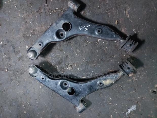 Front Arms Mitsubishi Lancer