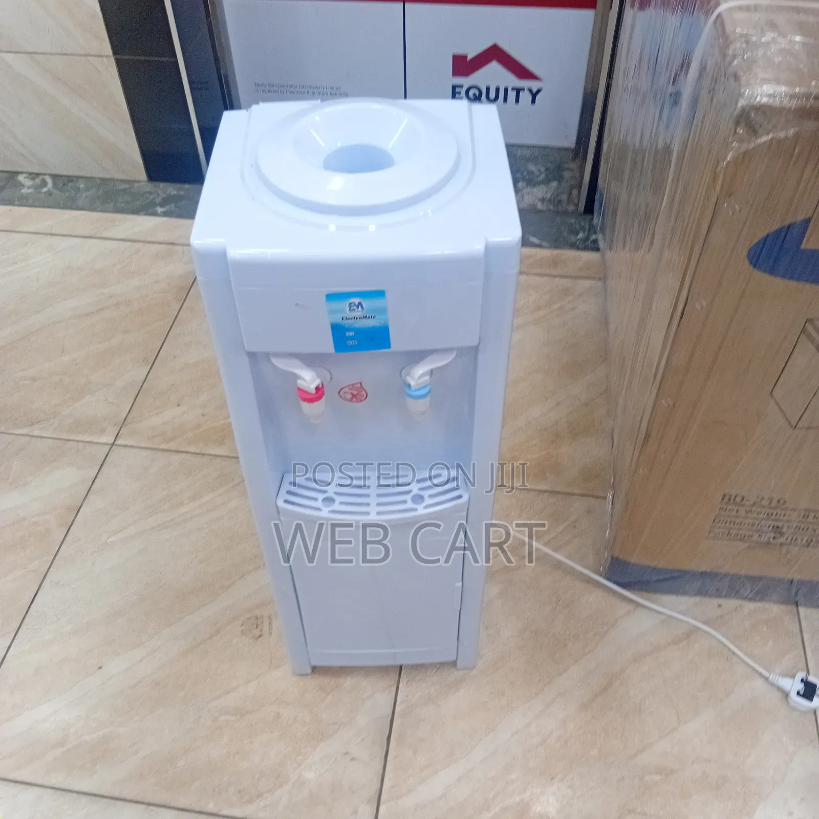 Hot and Normal Water Dispenser _ Eletromate