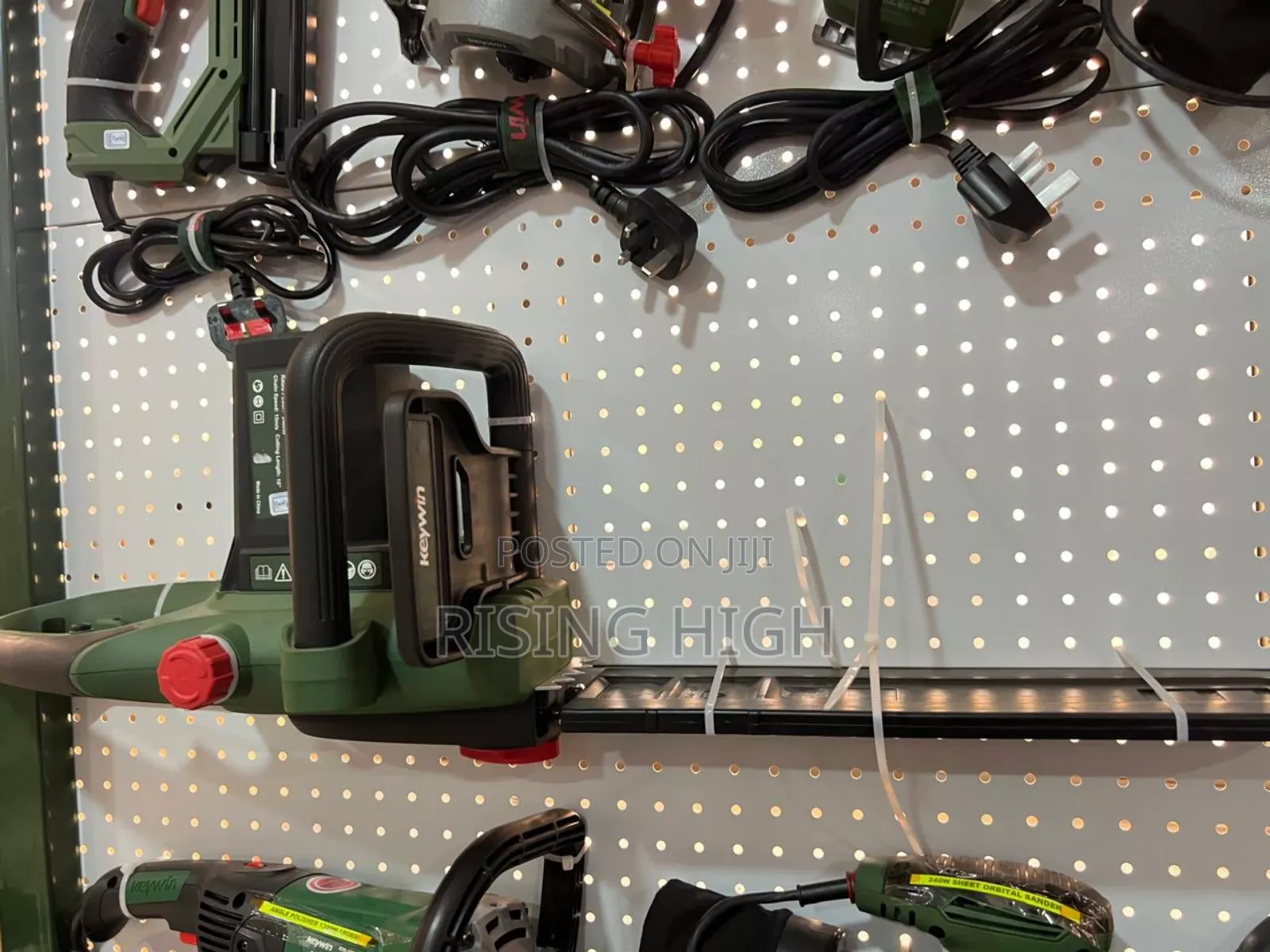 Best Electric Chainsaw for Wood