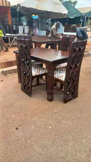 Perfect Dining Set Dining Set of 4 People