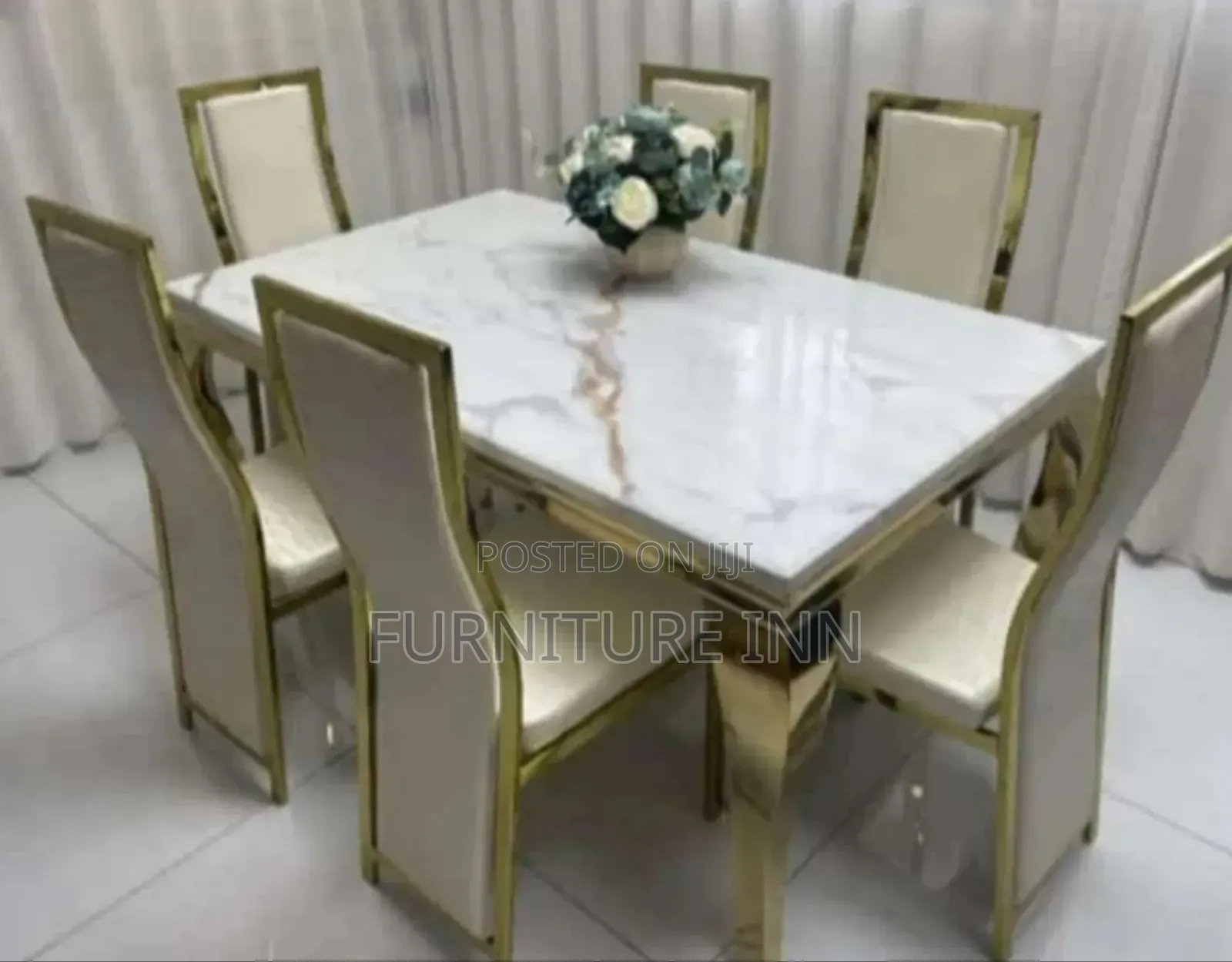 Modern 6 Seater Marble Dining Table