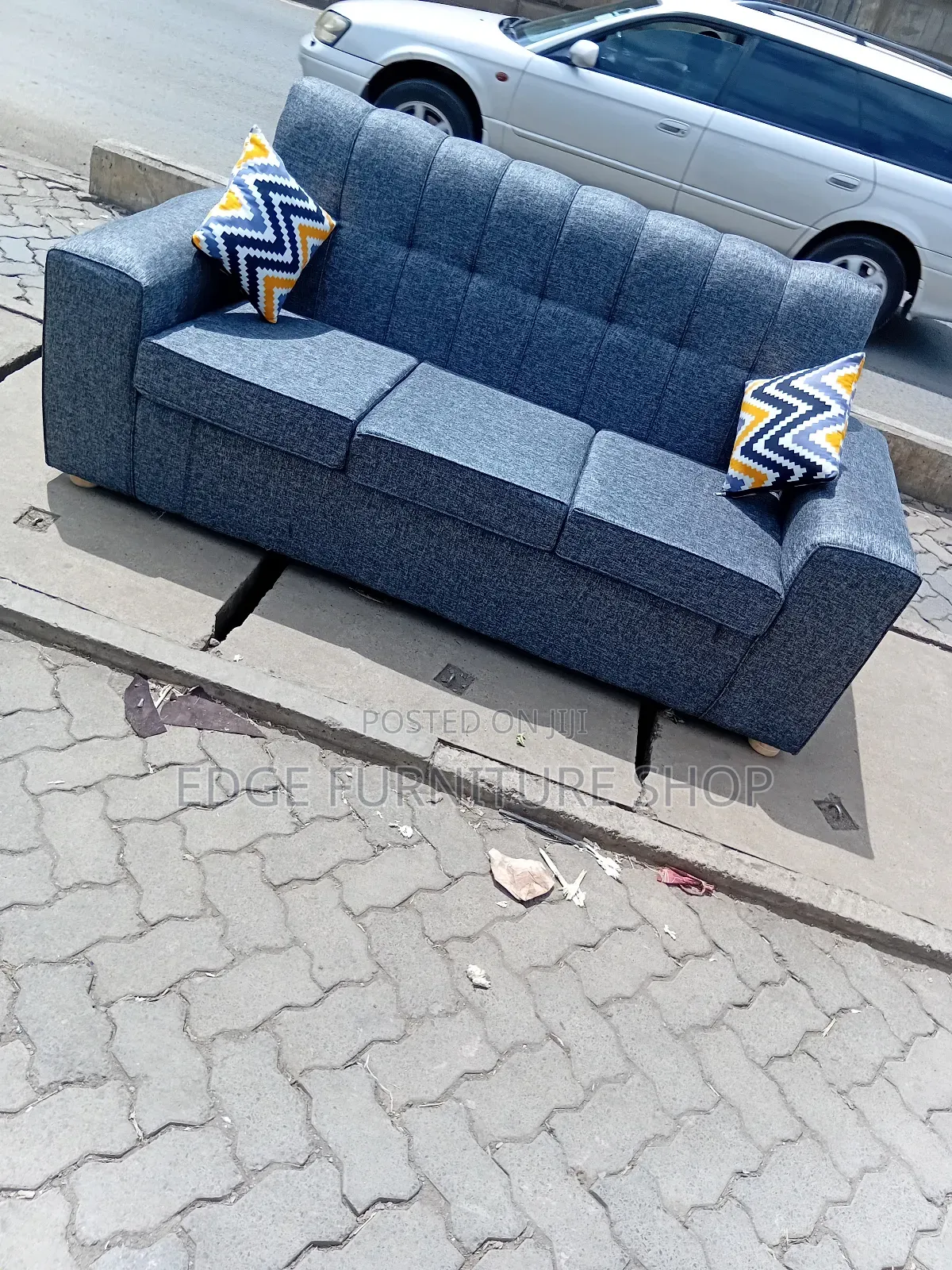 Look No More 3seater Readly Available for Delivery