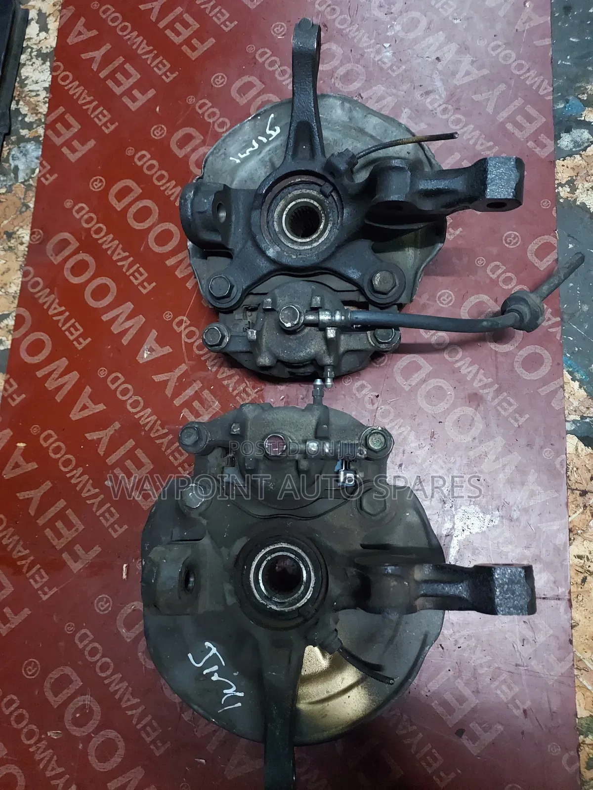 Front Hub Nissan Dayz